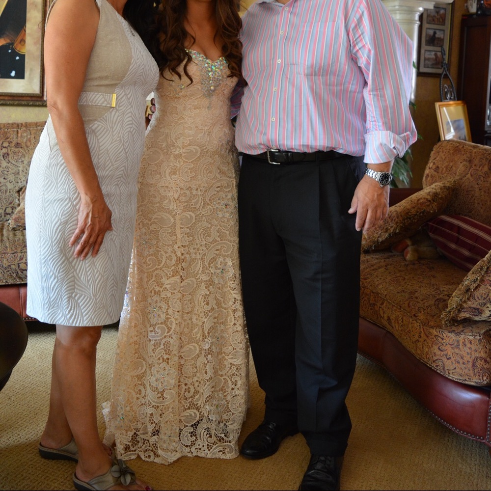 Prom Dress - Picture 2 of 5